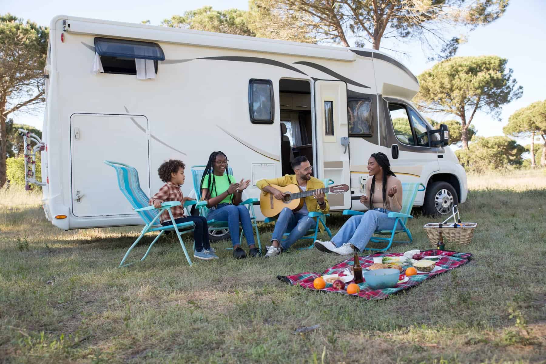 15 Reasons Why RV Owners Should List on Stay Outside vs the Competition